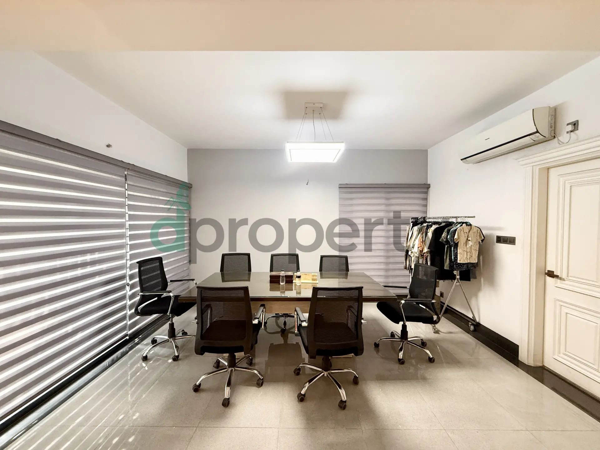 2500 SFT Full Furnished Office rent at First Floor