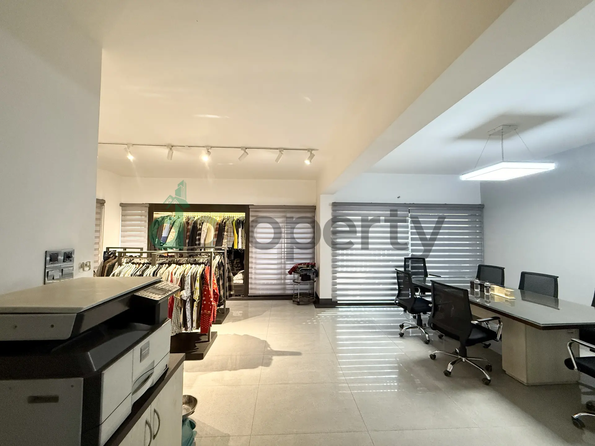 2500 SFT Full Furnished Office rent at First Floor