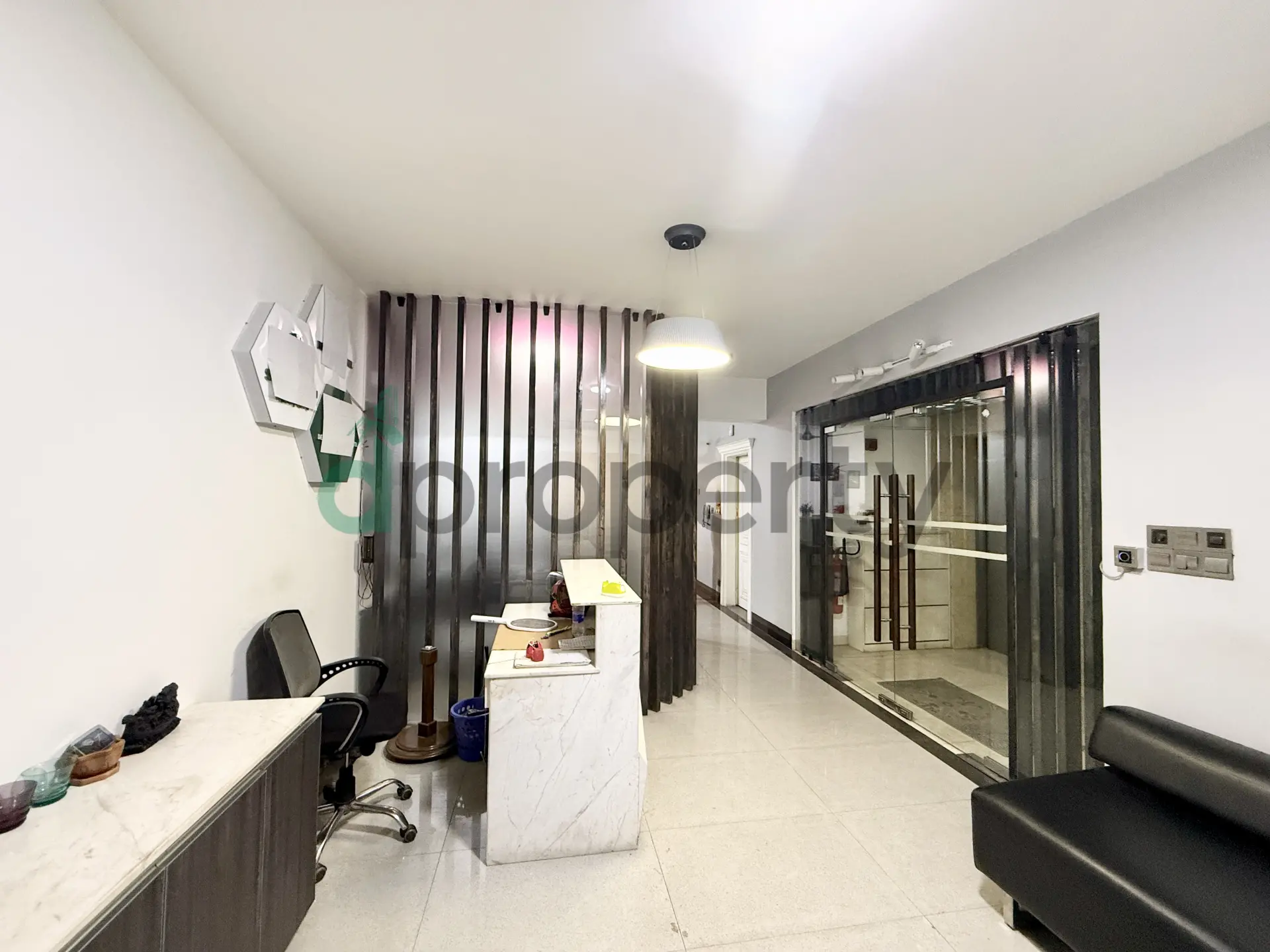 2500 SFT Full Furnished Office rent at First Floor