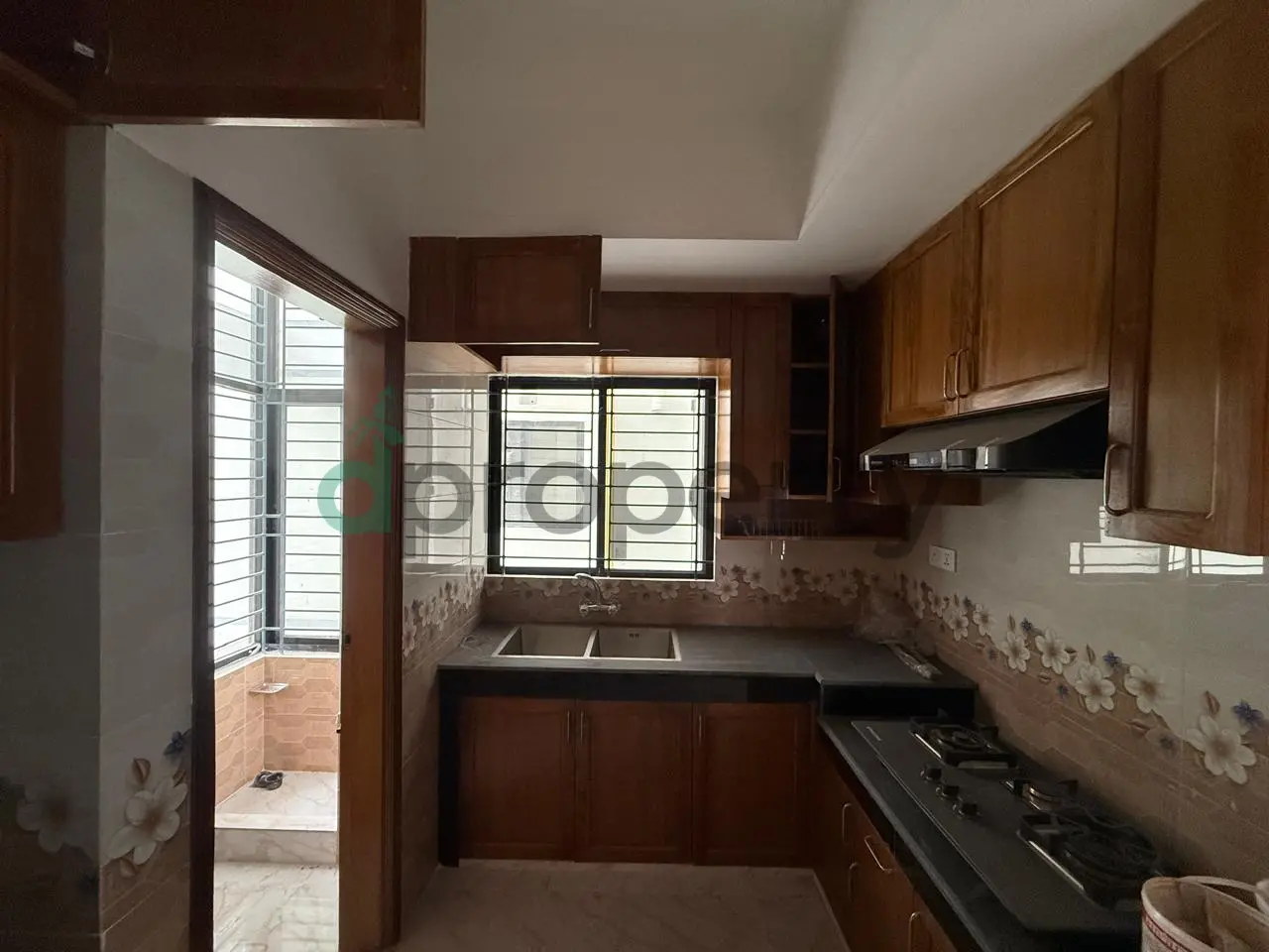 2450SFT South-Facing Brand New Apartment  Rent At Bashundhara R/A | 5th,6th & 7th Floor