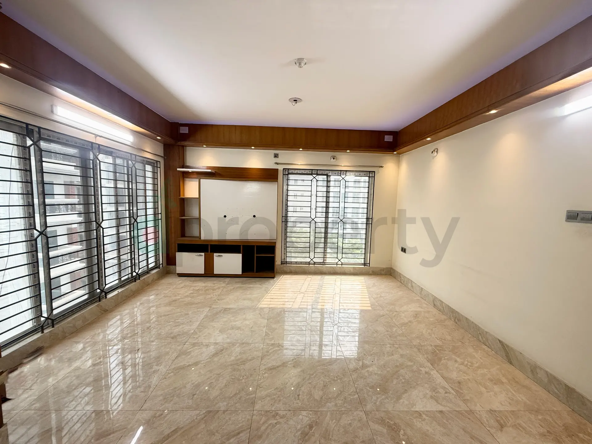 3200 SFT Luxurious Semi Furnished Duplex South Face Flat Rent at Bashundhara R/A