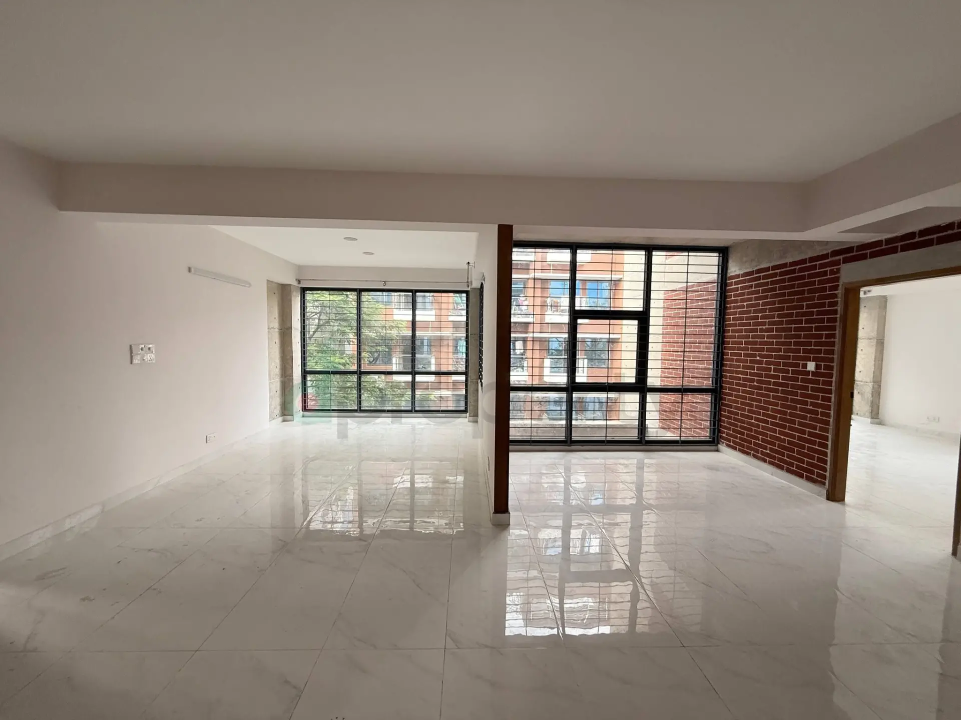 2000 SFT Luxurious Semi Furnished Fair Face Flat Rent at Bashundhara R/A